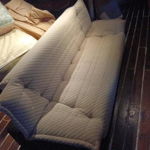 ありがとうございます。ソファーベッド