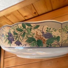 大きな器　美濃焼　栄楽窯　銀彩　大鉢の画像