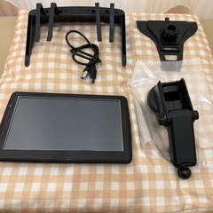 7インチポータブルナビ　使用３ヶ月　美品　本体他付属品一式有り