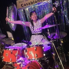 ドラムで加入やhelp可能です。一度ライブ見にきて下さい(^^) - バンド