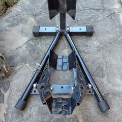 バイクスタンド フロントホイールクランプ 黒 16-21インチ の画像