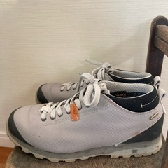 アウトドアシューズ　vibram 24.5cmの画像