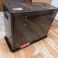 石油ストーブ　3.7リットルの画像