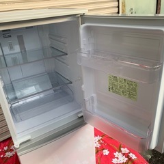 【決まりました】C972 2019年製　冷蔵庫　SHARP　キッチン家電　SJ-14E6-KWの画像