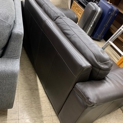 iDC 大塚家具 2人掛けレザーソファー　ダークブラウン　※2400010453366の画像