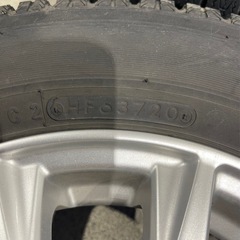 【売れました】20年製 バリ溝 スタッドレス 12インチ TOYO G5の画像