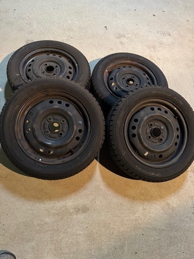 スタッドレスタイヤ　155/65R14 軽自動車