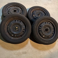 スタッドレスタイヤ　155/65R14 軽自動車