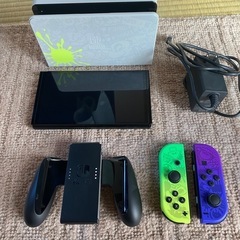 ニンテンドーSwitch有機ELほぼ新品の画像