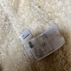 ユニクロ　Mサイズ　ムートン　フリース　ボア　あたたかいの画像