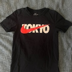 Nike ティシャツ