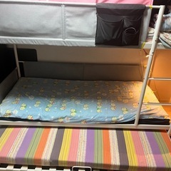 IKEA 三段ベッドの画像