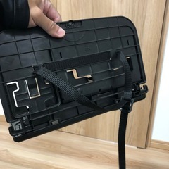 車用品・座席に取り付けるミニテーブルの画像