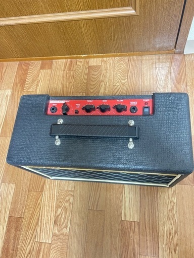 ベースアンプ
