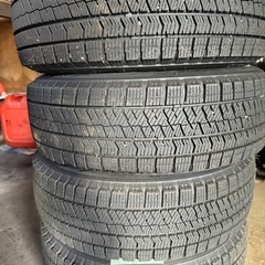 175/65R14 VRX2 バリ溝の画像