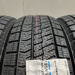 即日発送【新品】24年製 BS BRIDGESTONE BLIZAK VRX2 195/65R15 91Q 15インチ スタッドレス 4本 ヴォクシー エスクァイア等　(VVT322)の画像