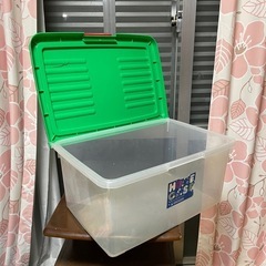 収納ボックス