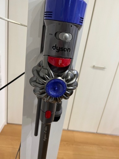 処分価格ダイソン　掃除機