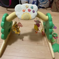 ディズニー　ベビージム 音楽・光機能付き