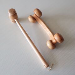 値下げ★木製 肩たたき＋マッサージローラーの画像