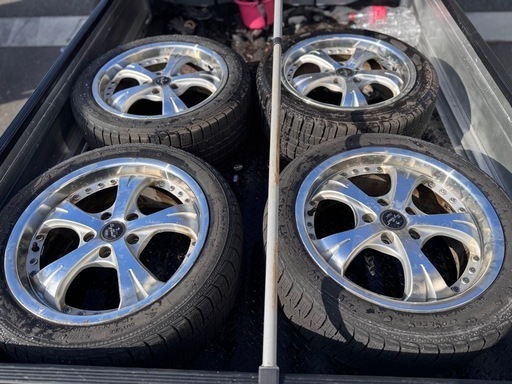 決まりました☆今週末まで！ホイール付☆スタッドレスタイヤ☆4本セット