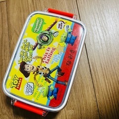 お弁当箱