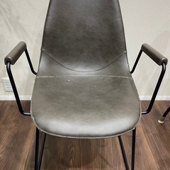 アデペシュ　ダイニングチェア　