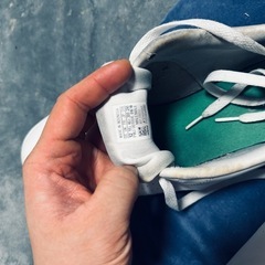 adidas 28.5の画像