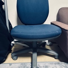 回転椅子の画像