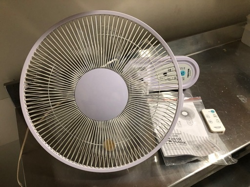 ⭐︎最終値下げ1/10掲載終了⭐︎壁掛け扇風機（6枚羽根）