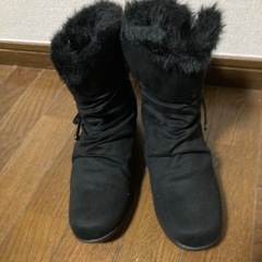新品タグ付き　アシックス商事　ショートブーツ　ブラックの画像