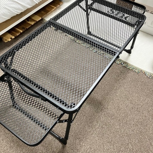 ラス1　新品　キャンプ テーブル メッシュ サイドテーブル付き 高さ調整可能