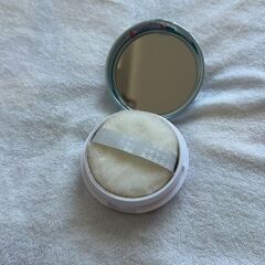 クリアラスト フェイスパウダー ハイカバーN キラ肌オークルの画像