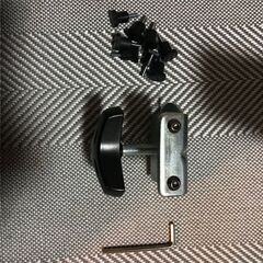 Amazonベーシック モニターアーム デュアル-ディスプレイタイプ (欠品有)の画像