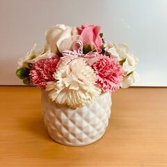 鉢付造花（約・幅20×奥行17×高さ17cm）の画像