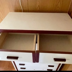 年末処分！木製キャビネット 7段 白と茶色　レトロ　昭和の画像