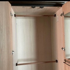 処分【美品】ダークブラウン 3扉　タンス　鏡付　レトロ　昭和　衣装の画像