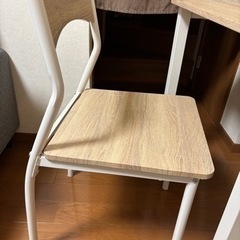 ダイニングテーブルセット(2人用)差し上げます！！の画像