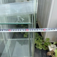 ガラス棚の画像