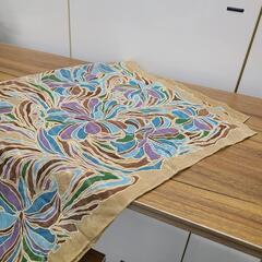 シルク100% 大判ストール　ベージュ　花柄の画像