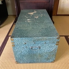 【あげます】アンティーク箱の画像