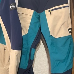 【上下セット】Quiksilver スノーボードウェアの画像
