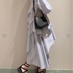 SNIDEL ボリュームイレヘムワンピース