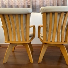 座面回転式ダイニングチェア　2脚セットの画像