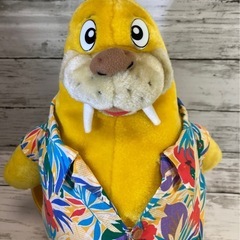 ハワイアンシャツを着たセイウチ　ぬいぐるみ　リュック　城崎マリンワールド　タグ付の画像