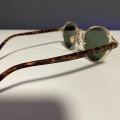 ガルニ　　サングラスの画像