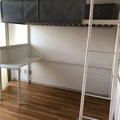 （取引中）IKEAのスチール製　ロフト ベッド