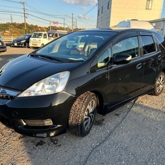 分割OK  本当の自社ローンの車屋　フィットシャトルハイブリッド...