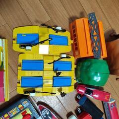 トミカ電車の画像