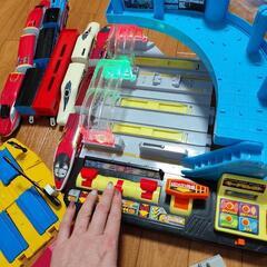 トミカ電車の画像
